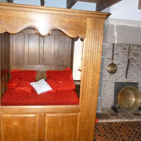 Bed and Breakfast Manoir De La Foulerie Ancteville Exterior foto