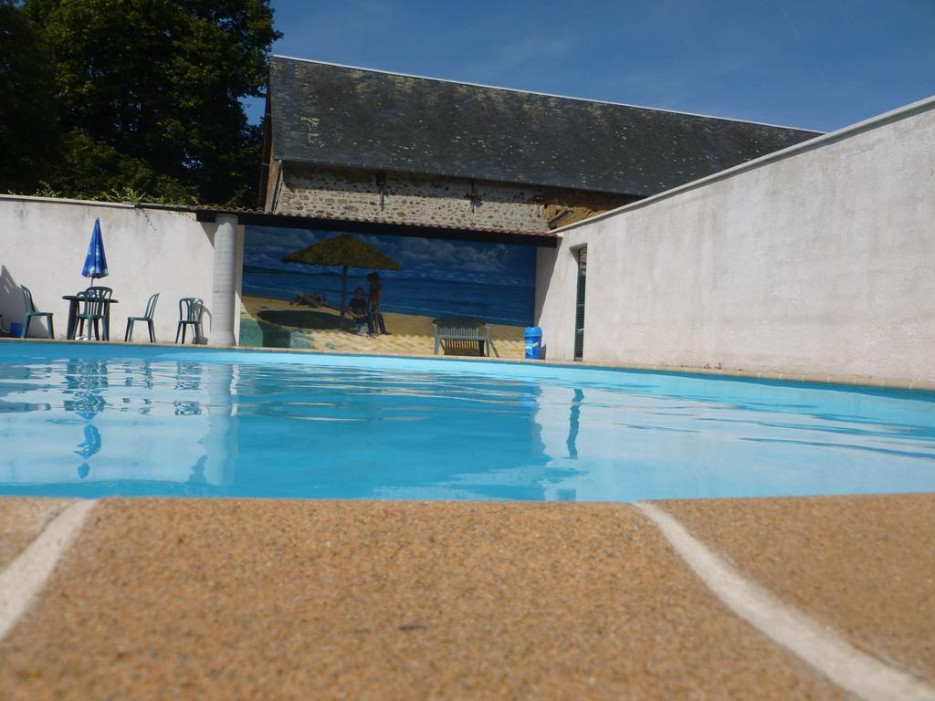 Bed and Breakfast Manoir De La Foulerie Ancteville Exterior foto