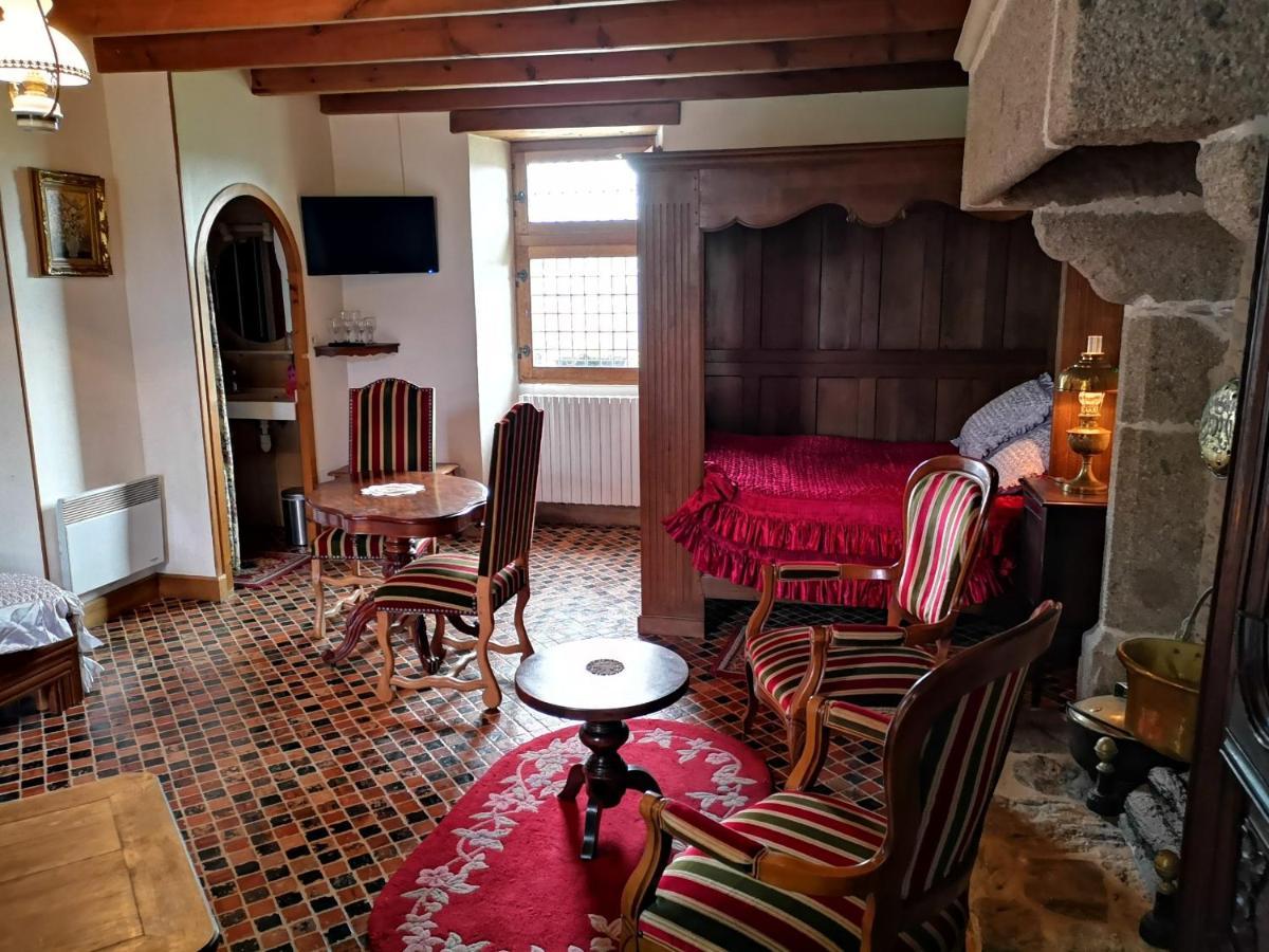 Bed and Breakfast Manoir De La Foulerie Ancteville Exterior foto